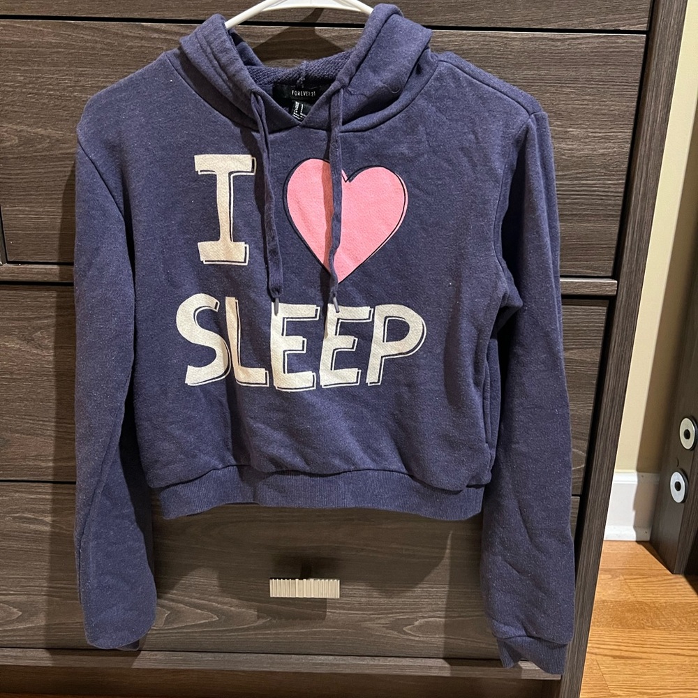 Forever 21 crop hoodie "I ❤️ Sleep" size s